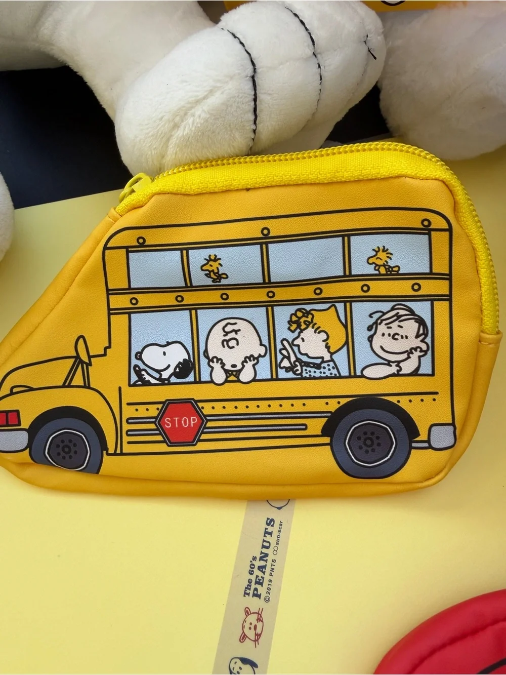 Peanuts Yellow School Bus Key & Card Holder - Picture 2 of 5